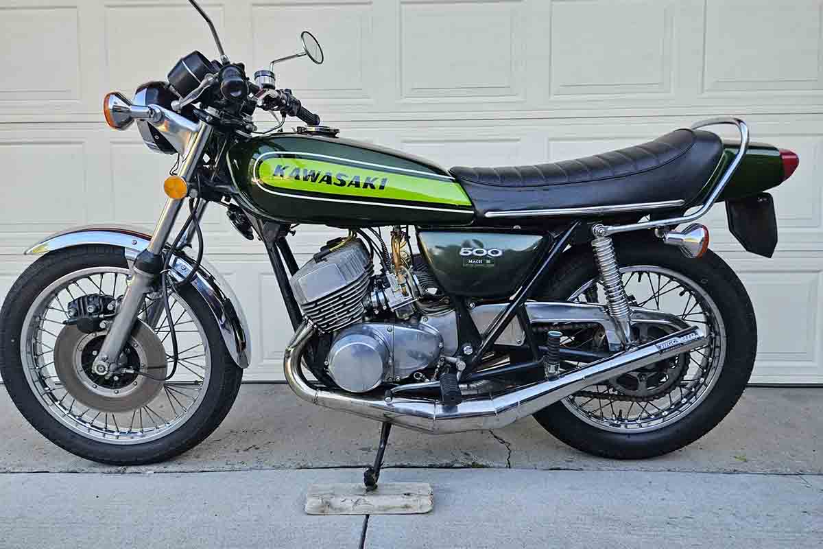 米国オークションに出品され落札された1974年式カワサキ「H1マッハIII」