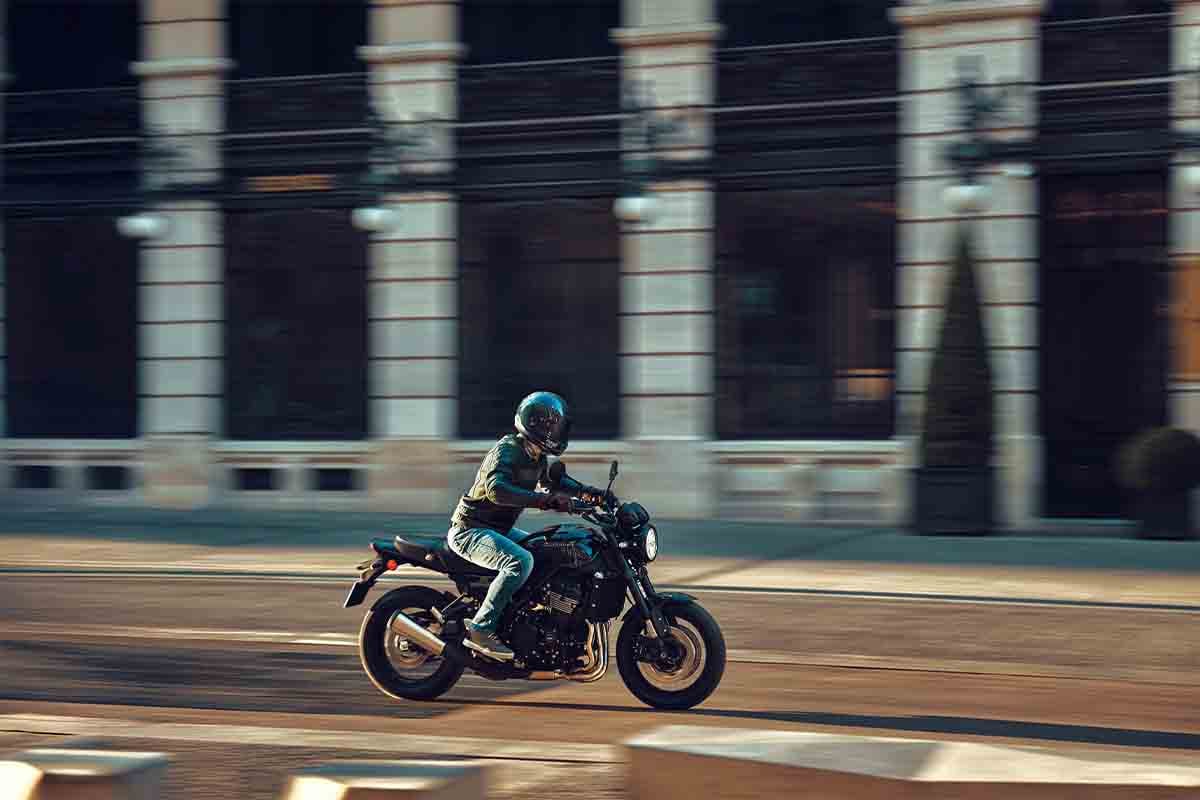 カワサキ「Z900RS ブラックエディション」2027年モデル