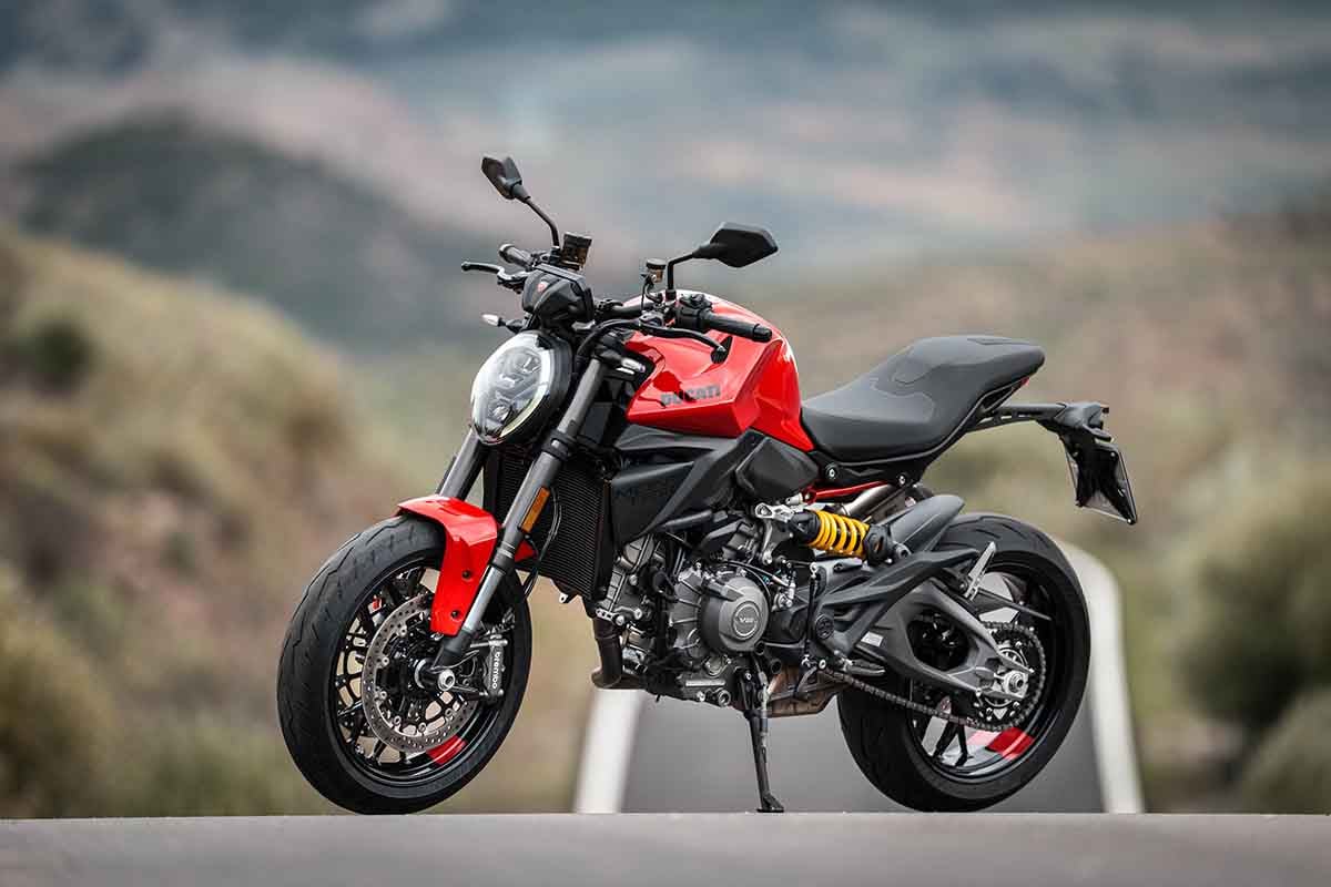 日本上陸したドゥカティ新型「モンスター」