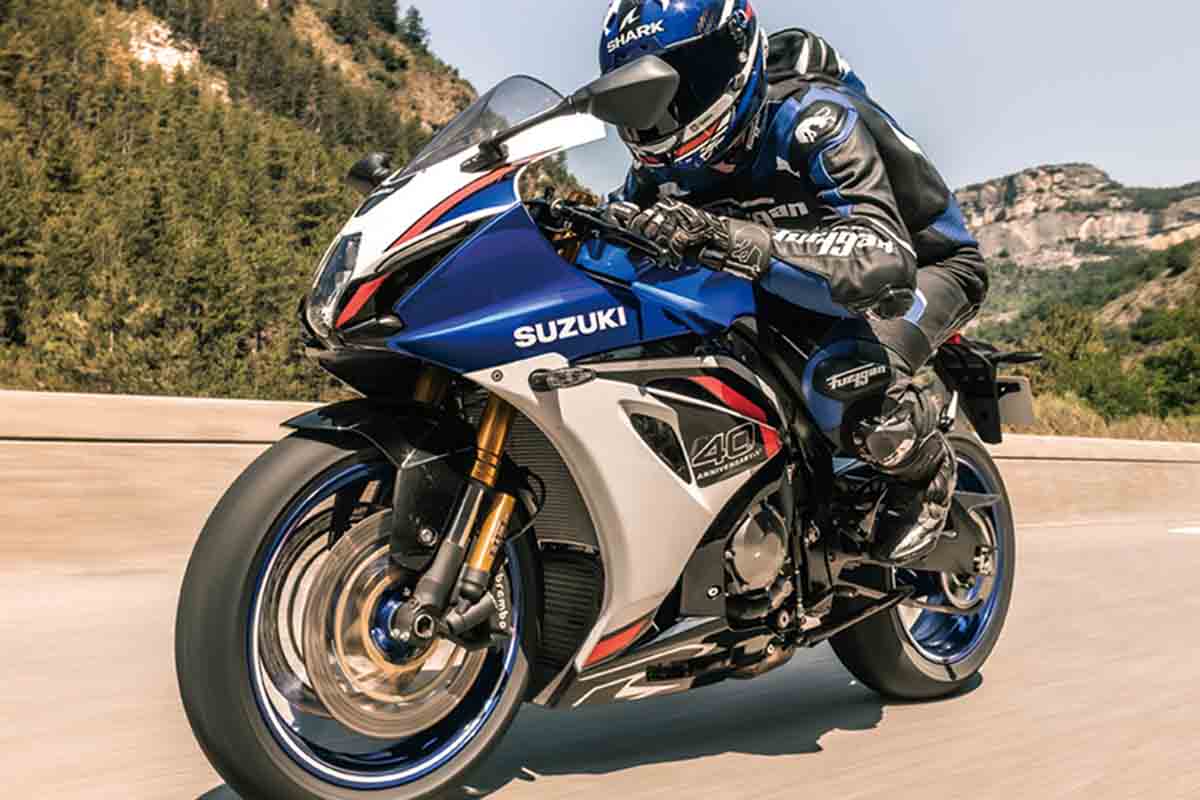 改良して発売されたスズキ「GSX-R1000R」