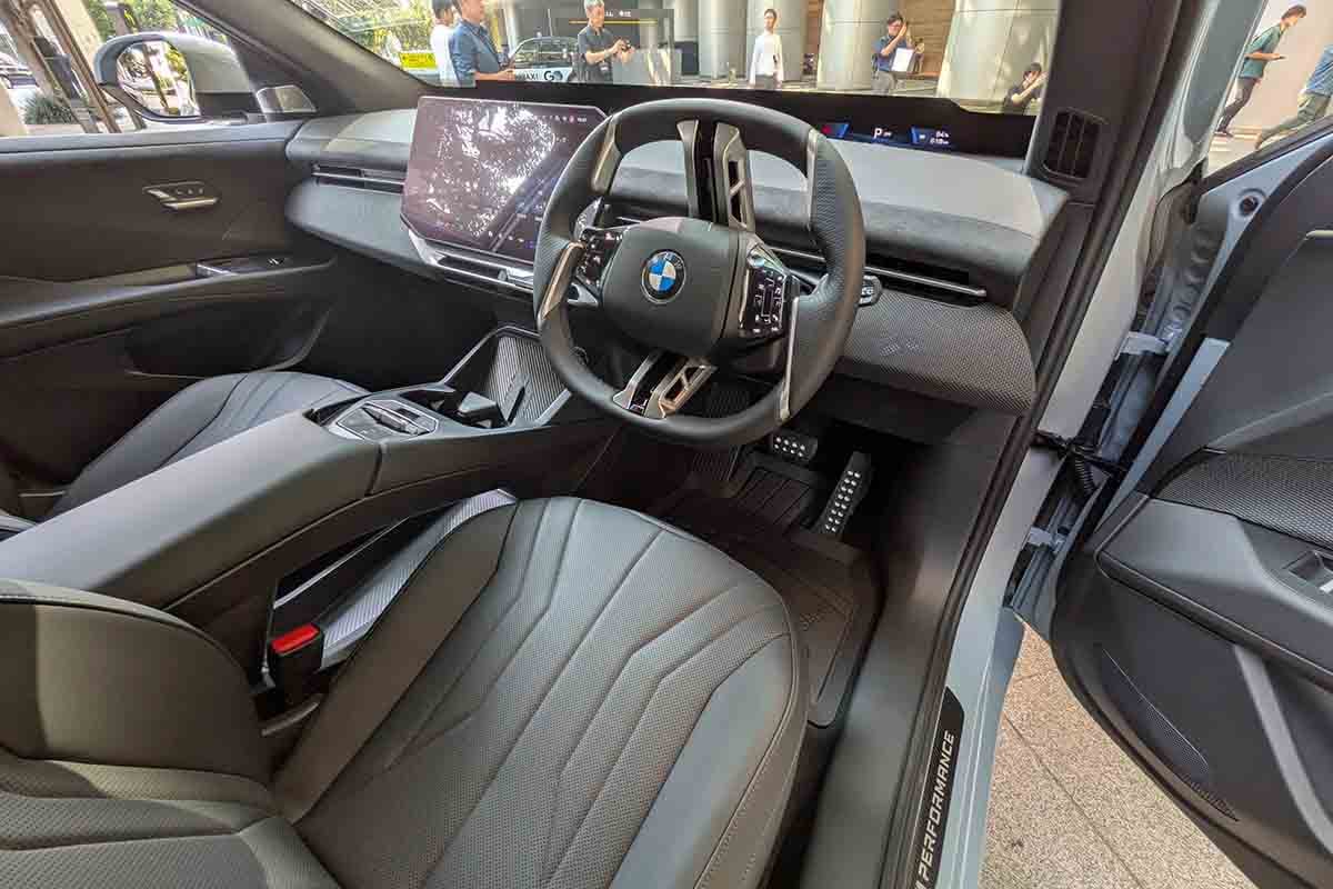 BMW新型「iX3」