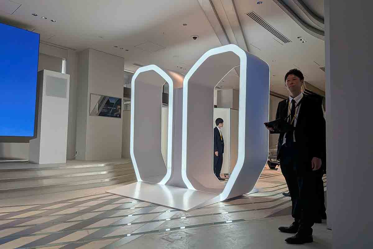 BMW新型「iX3」発表会の様子