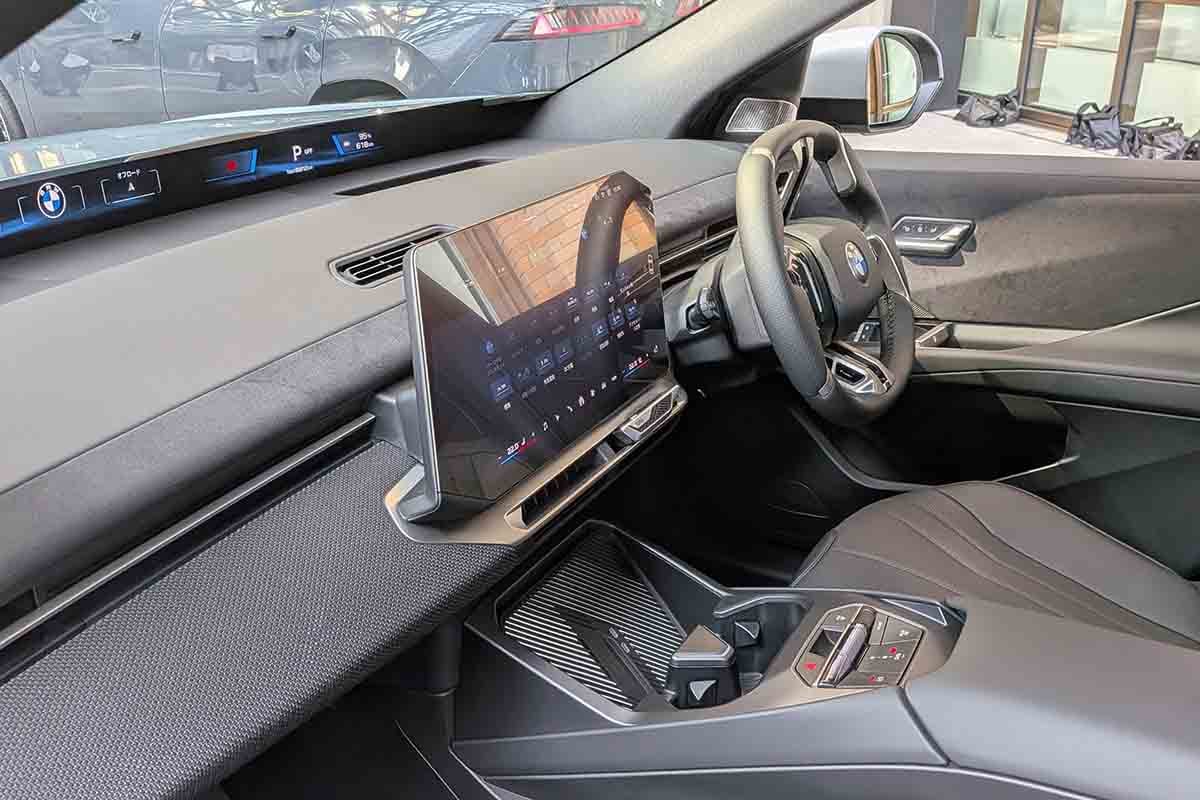 BMW新型「iX3」