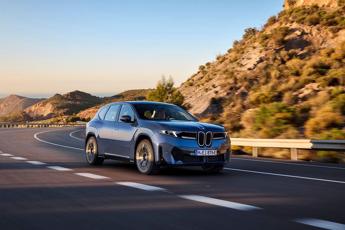 BMW新型「iX3」
