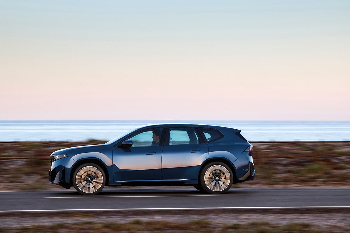 BMW新型「iX3」