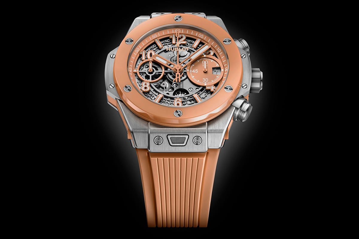 「ウブロ　ビッグ・バン チタニウム ピーチ セラミック 42mm」（品番：441.NCU.5920.RX、309万1000円 消費税込）