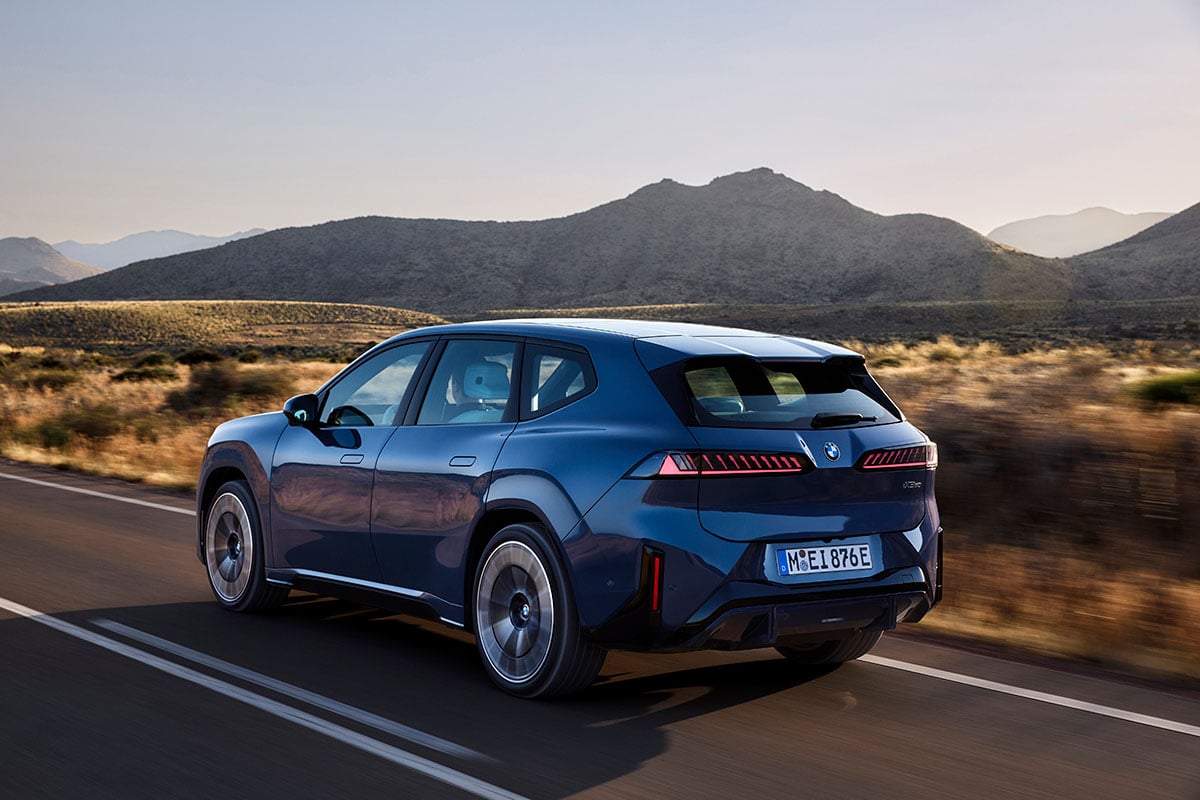 BMW新型「iX3」