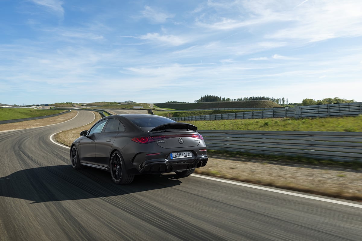 世界初公開されたメルセデスAMG「CLA 45 4MATIC+」