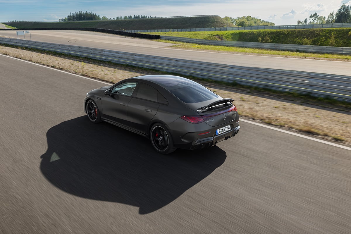 世界初公開されたメルセデスAMG「CLA 45 4MATIC+」