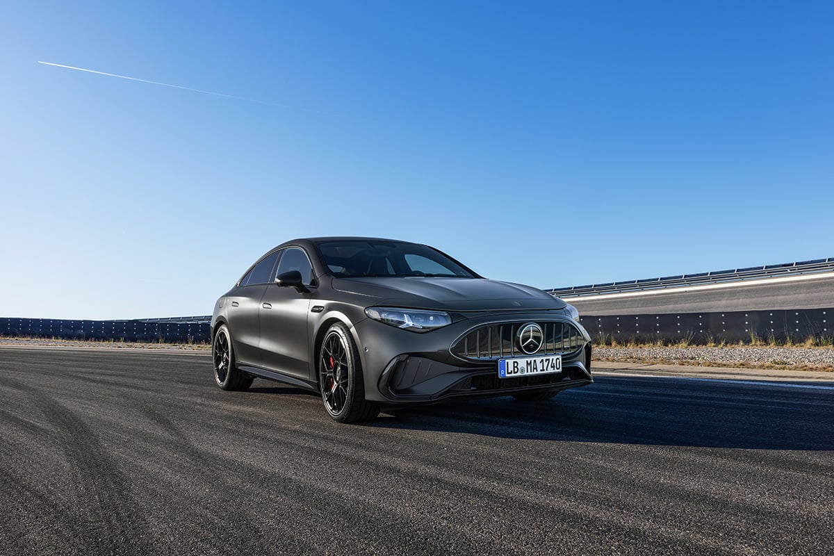 世界初公開されたメルセデスAMG「CLA 45 4MATIC+」