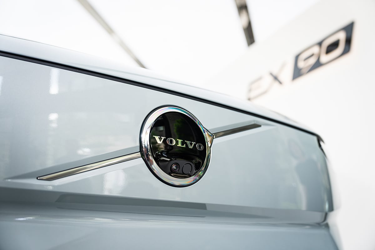 ボルボ新型「EX90」