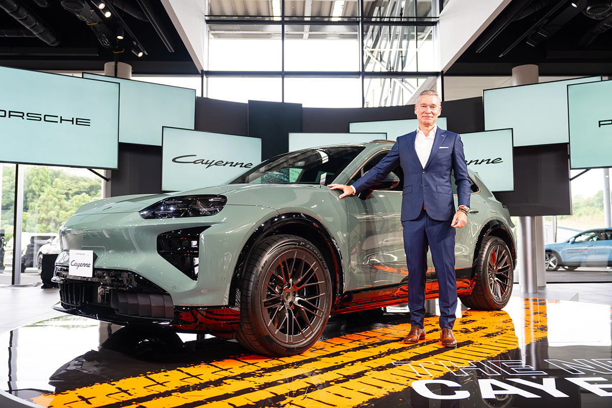 ポルシェ新型「カイエン エレクトリック」とポルシェジャパンのイモー・ブッシュマン社長