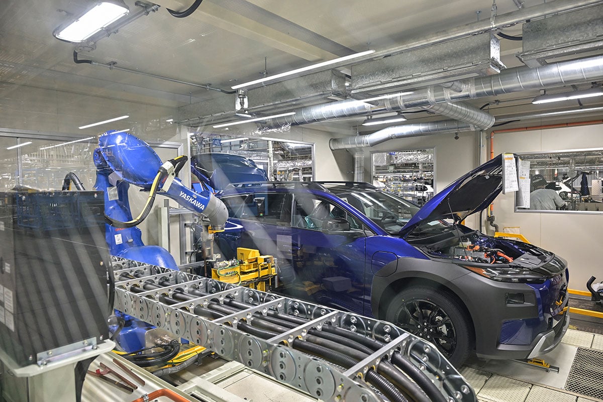 車両組み立て工程