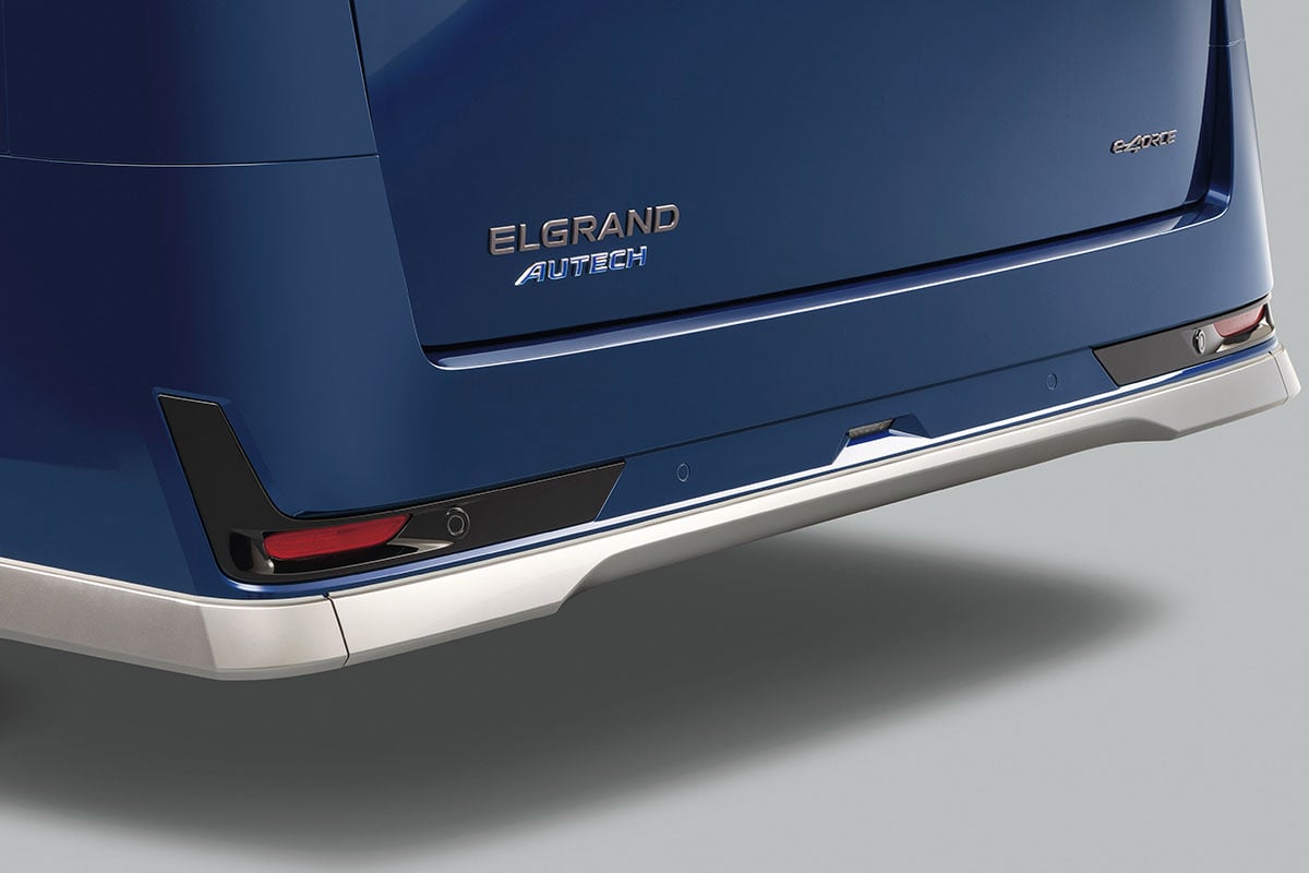 日産 新型「エルグランド AUTECH」