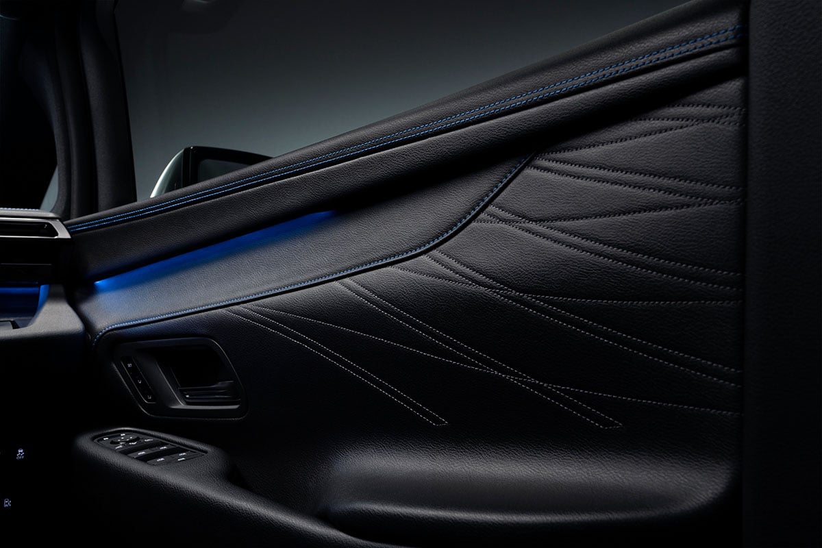 日産 新型「エルグランド AUTECH」