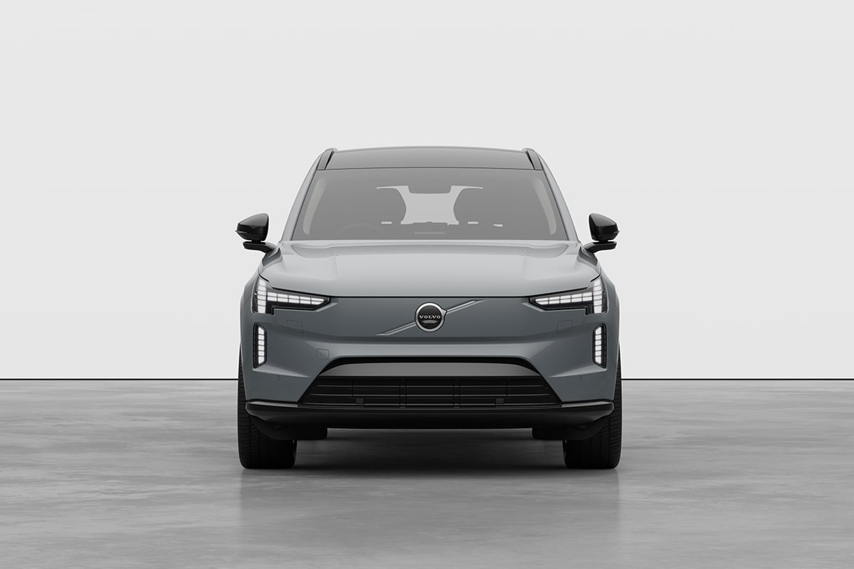 ボルボ新型「EX90」