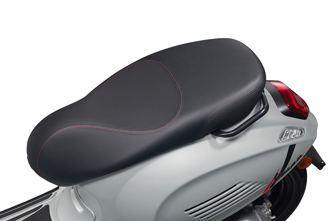 ベスパ「スプリントS 180」