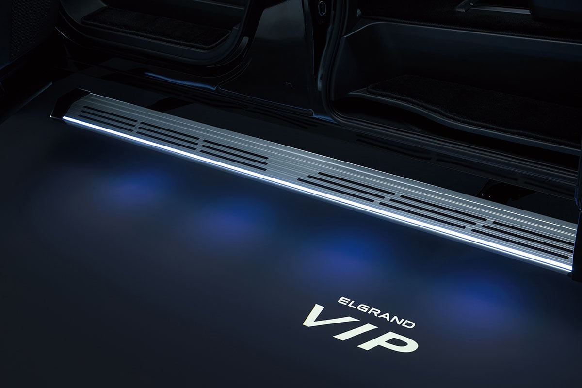日産 新型「エルグランド VIP」