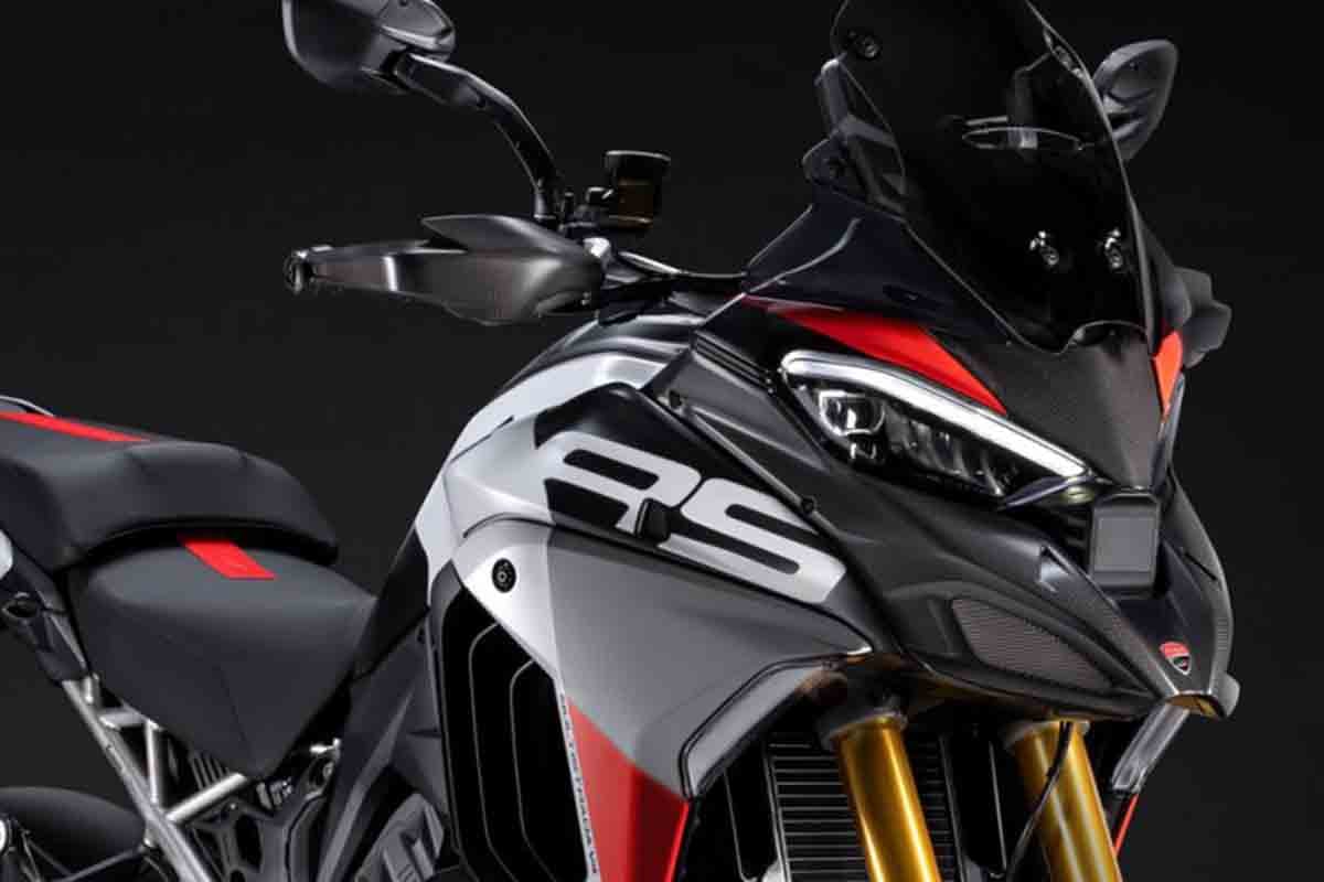 日本上陸したドゥカティ新型「ムルティストラーダV4 RS」