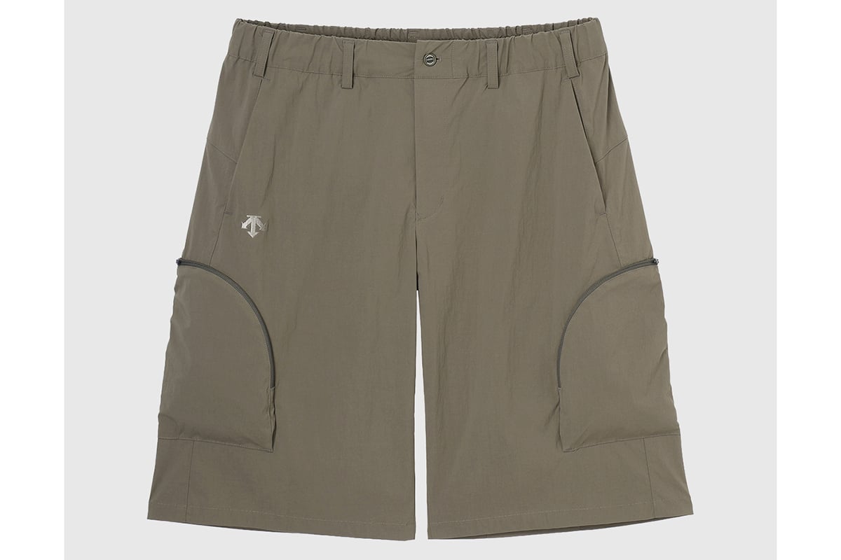 WASHER STRETCH SEVEN SHORTS（グレイッシュカーキ）：1万6500円