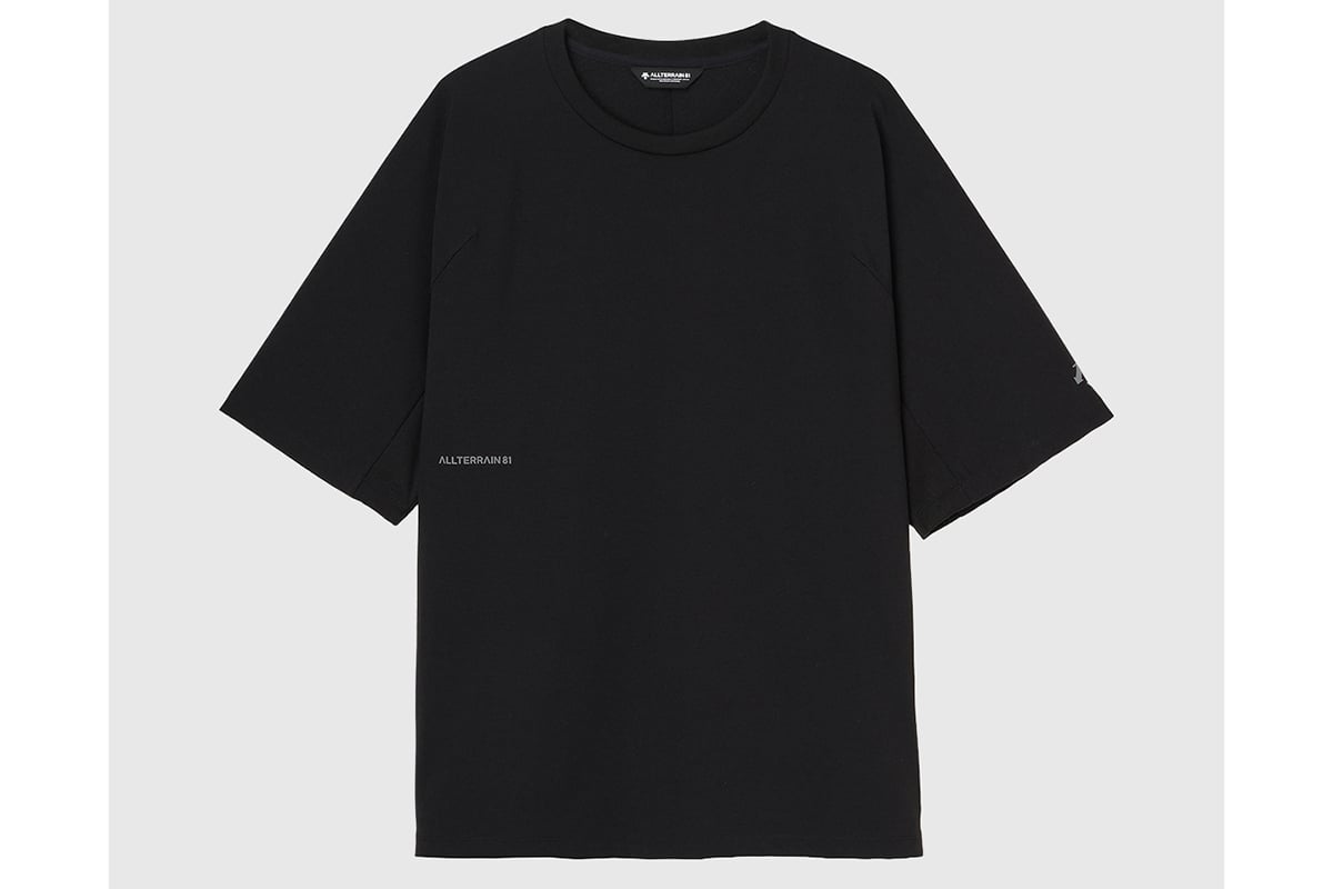 CL Y FORM H／S TEE（ブラック）：1万2100円