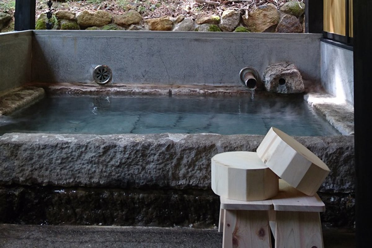 大分県「寒の地獄温泉」