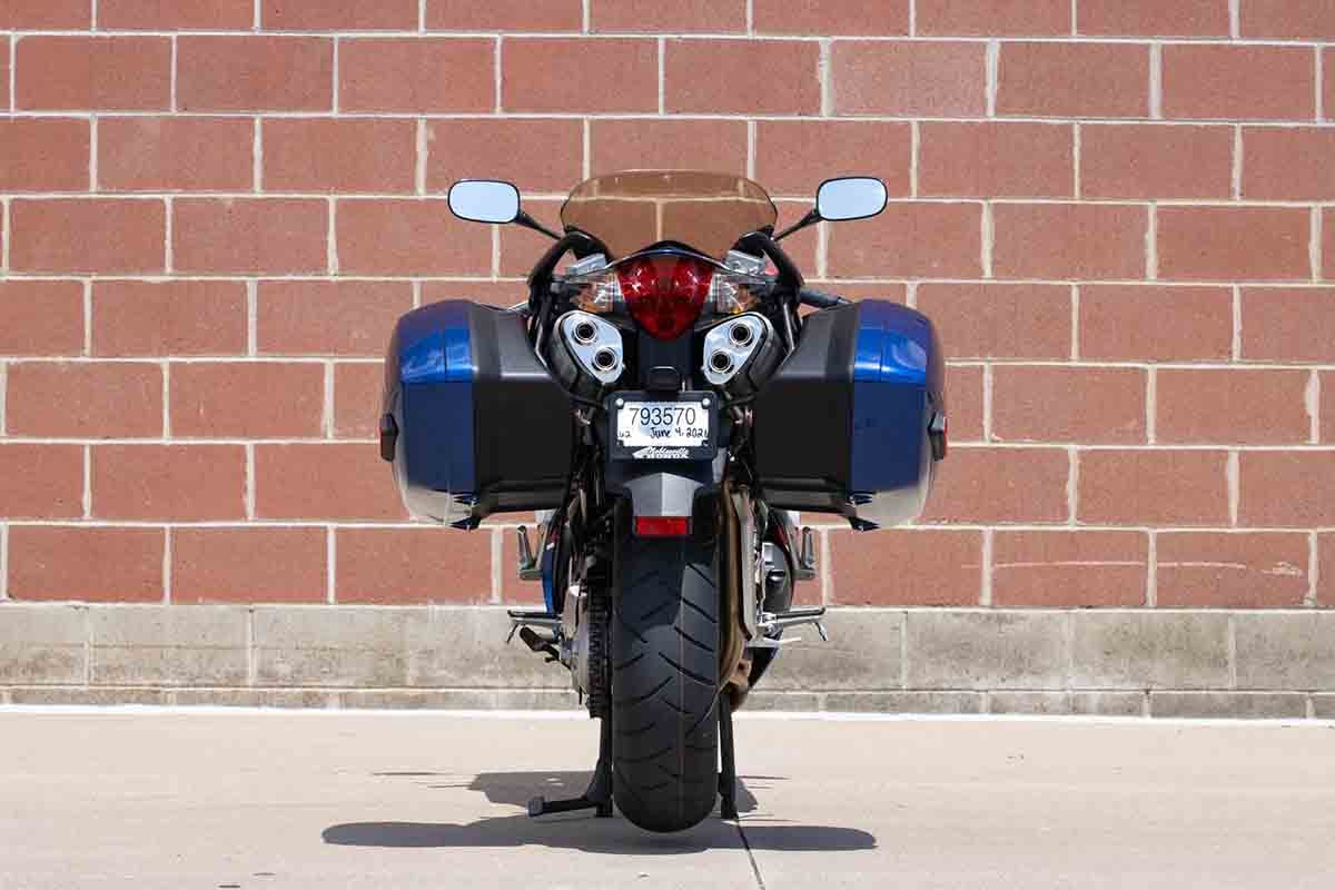 米国オンラインオークションに出品、落札された2007年式のホンダ「VFR800 インターセプター 25周年記念スペシャル」