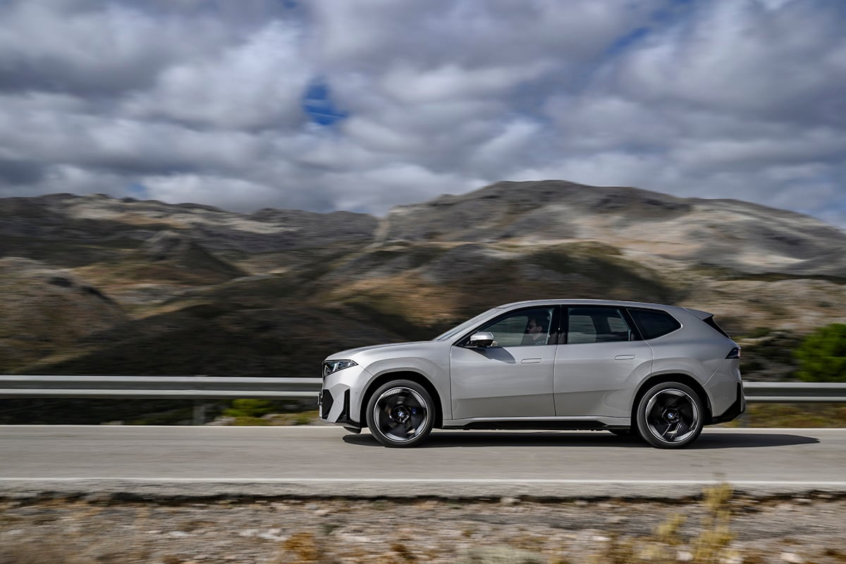 BMW新型「iX3」