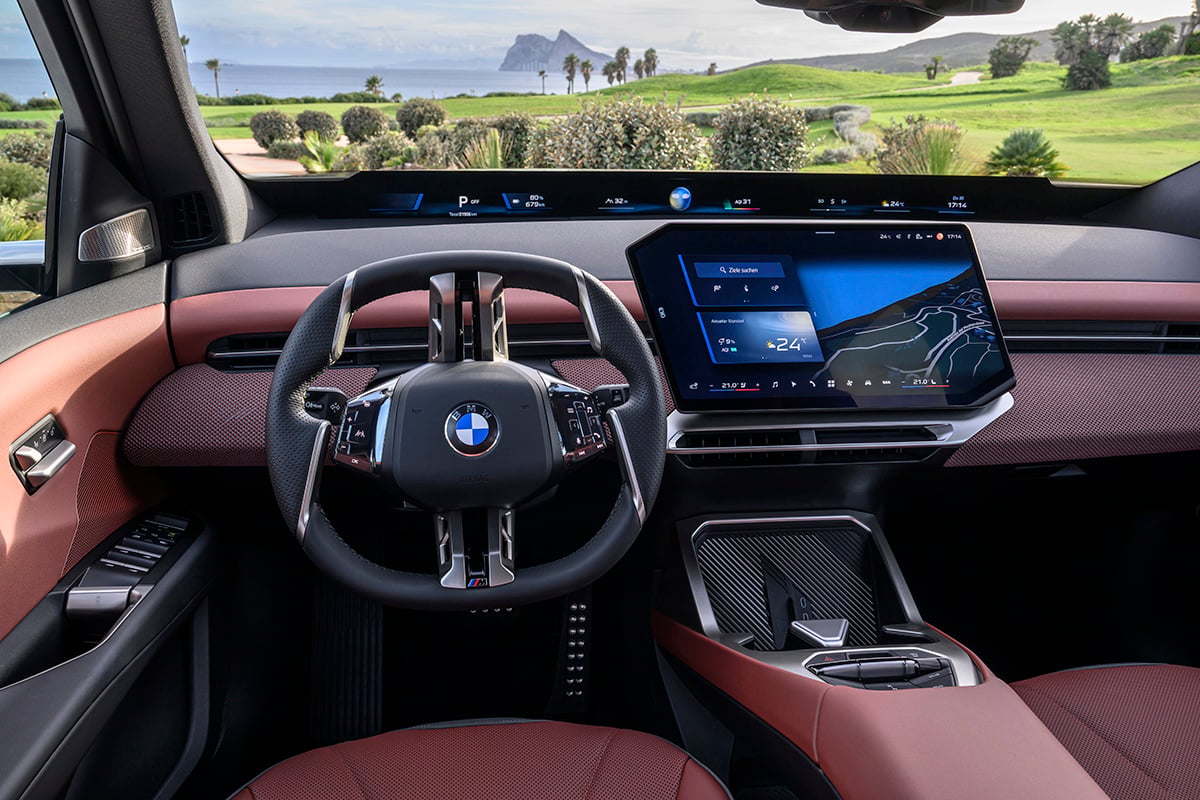 BMW新型「iX3」のインテリア