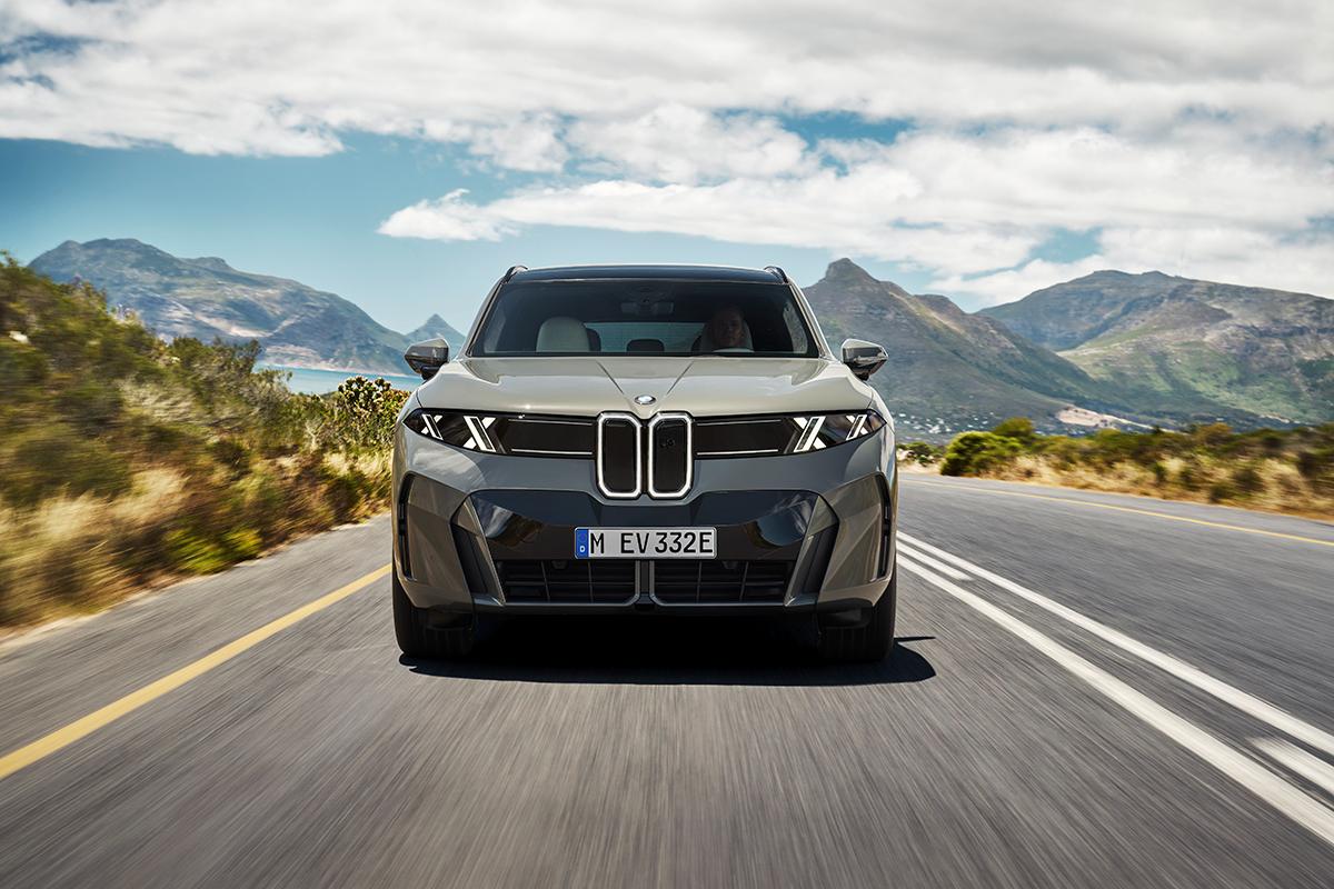 2026年6月30日に世界初公開されたBMW新型「X5」（iX5 60 xDrive）
