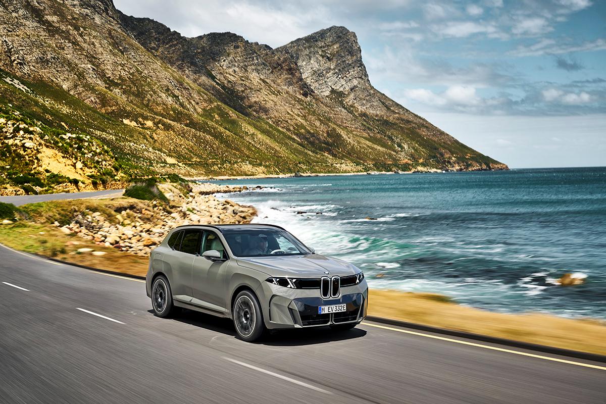 2026年6月30日に世界初公開されたBMW新型「X5」（iX5 60 xDrive）