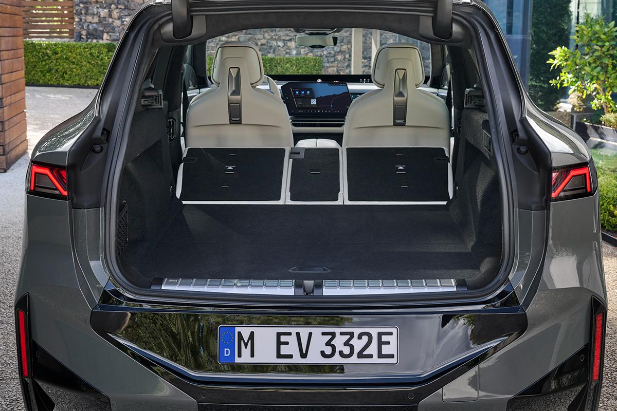 2026年6月30日に世界初公開されたBMW新型「X5」（iX5 60 xDrive）