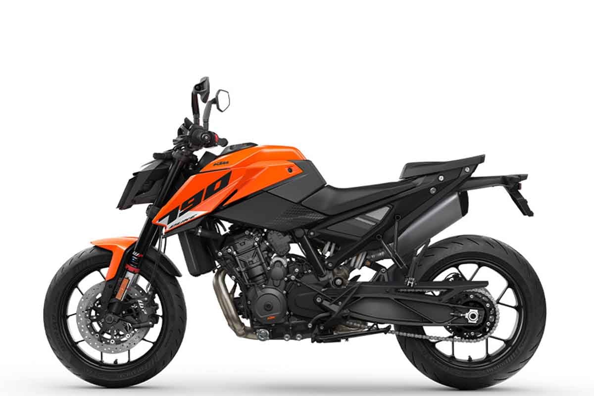 日本導入されたKTM新型「790DUKE」2027モデル