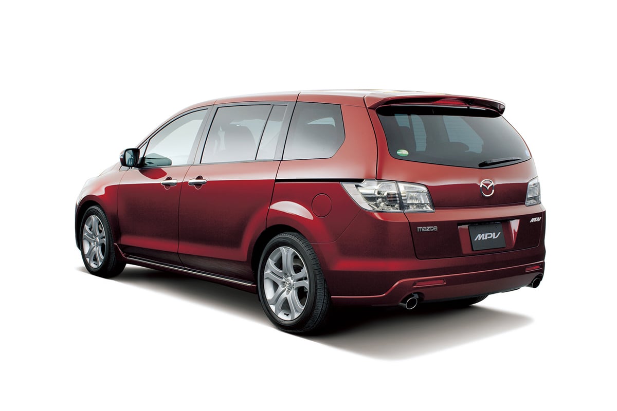 2006年に登場したマツダ3代目「MPV」。2016年まで販売された