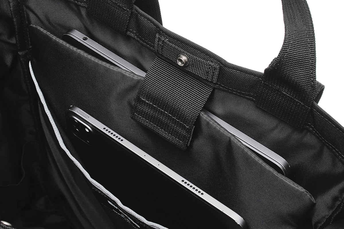 Grid 2-way Tote Bag：1万2100円