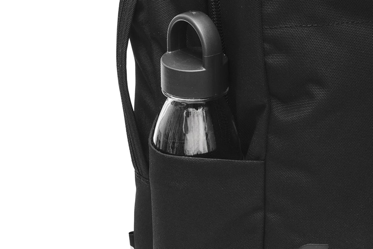 Grid Backpack 23L：2万3100円