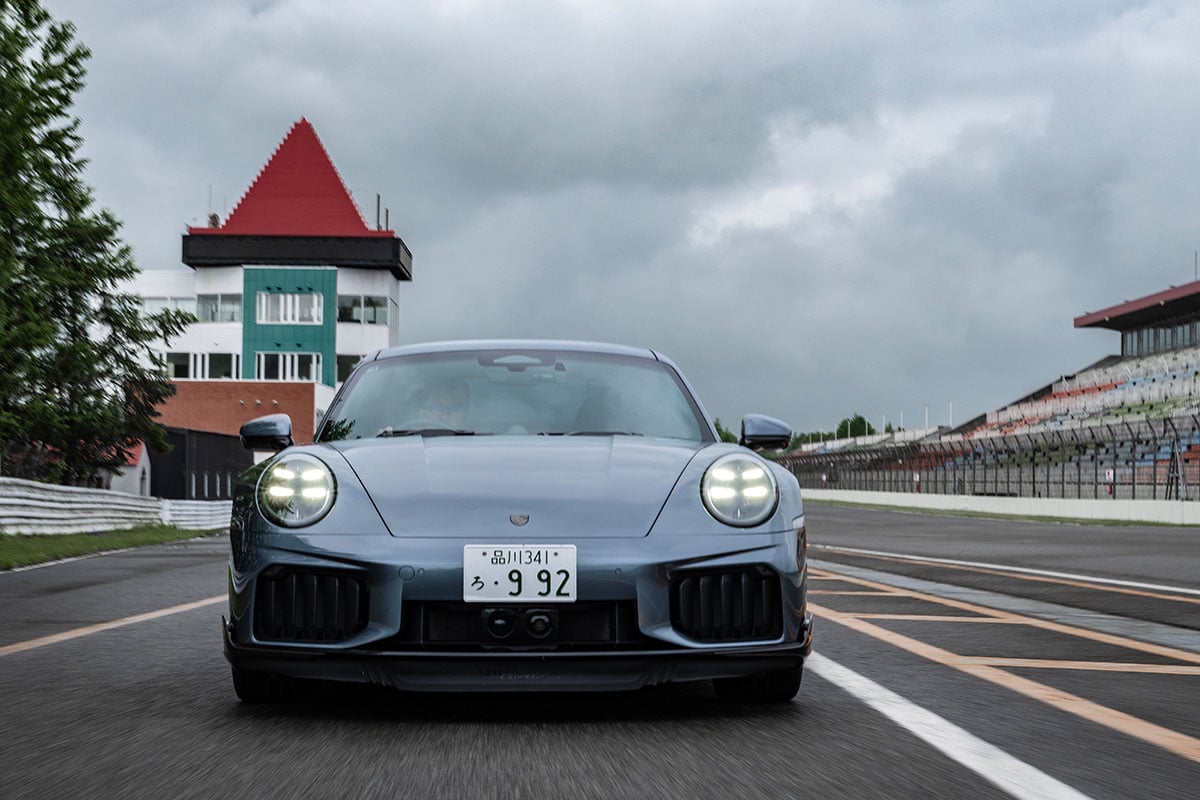 ポルシェ新型「911ターボS」