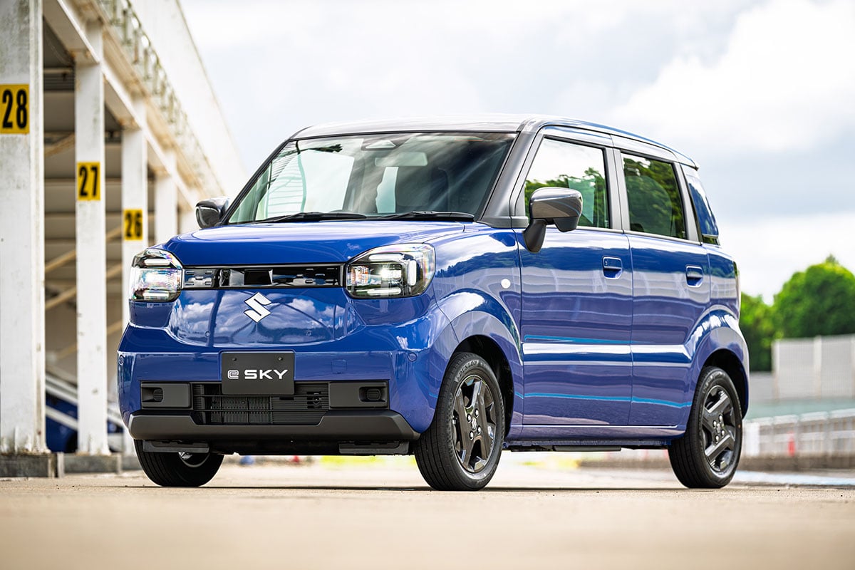 スズキ新型「eスカイ」（プロトタイプ）