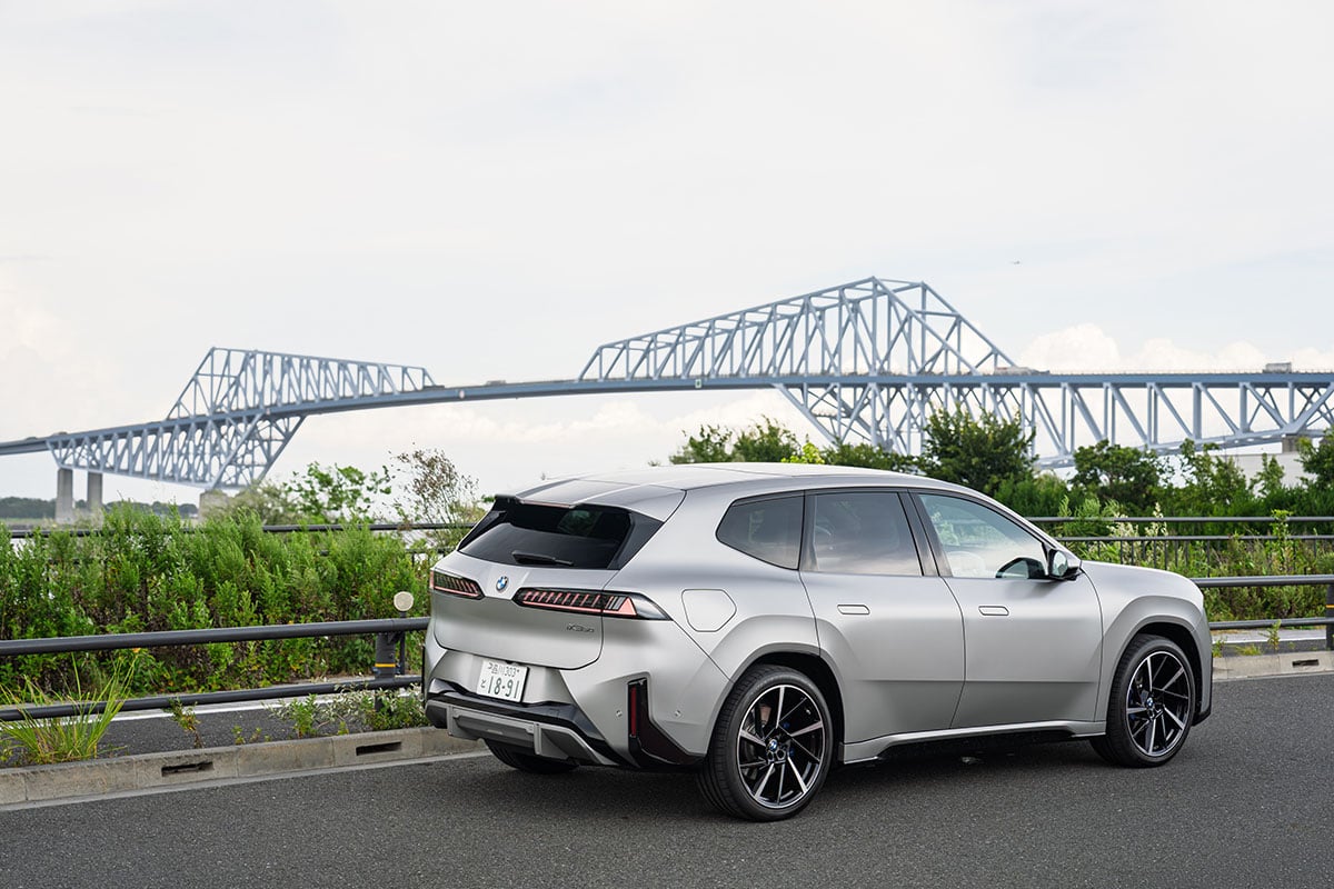 BMW新型「iX3 50 xDrive Mスポーツ」