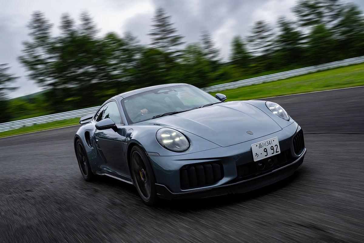 ポルシェ新型「911ターボS」