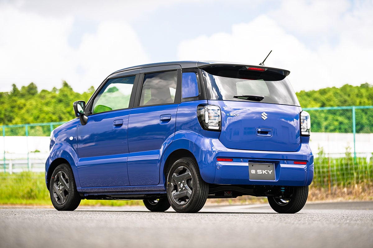 スズキ新型「eスカイ」（プロトタイプ）