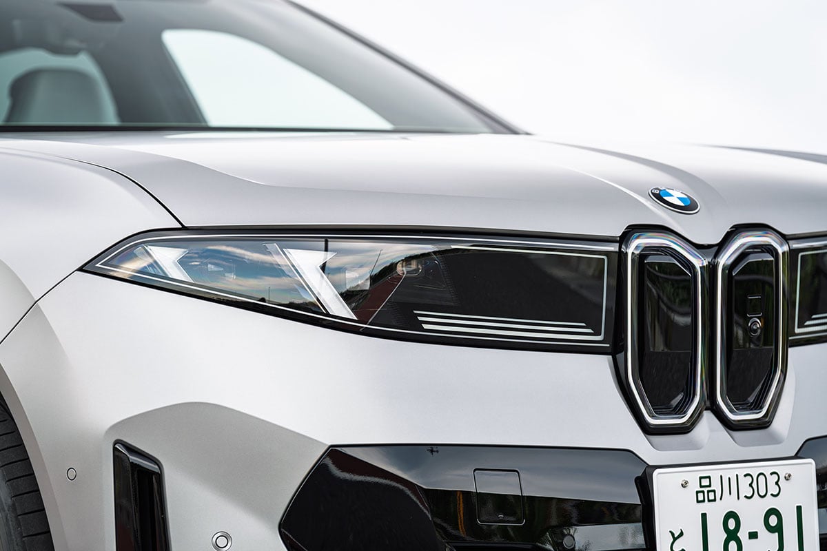 BMW新型「iX3 50 xDrive Mスポーツ」