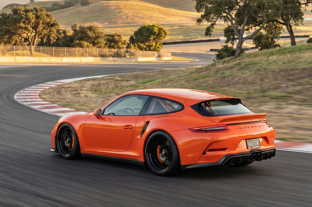 インデセント社が手がけるポルシェ「911シューティングブレーク」（C）Facebook『Indecent』