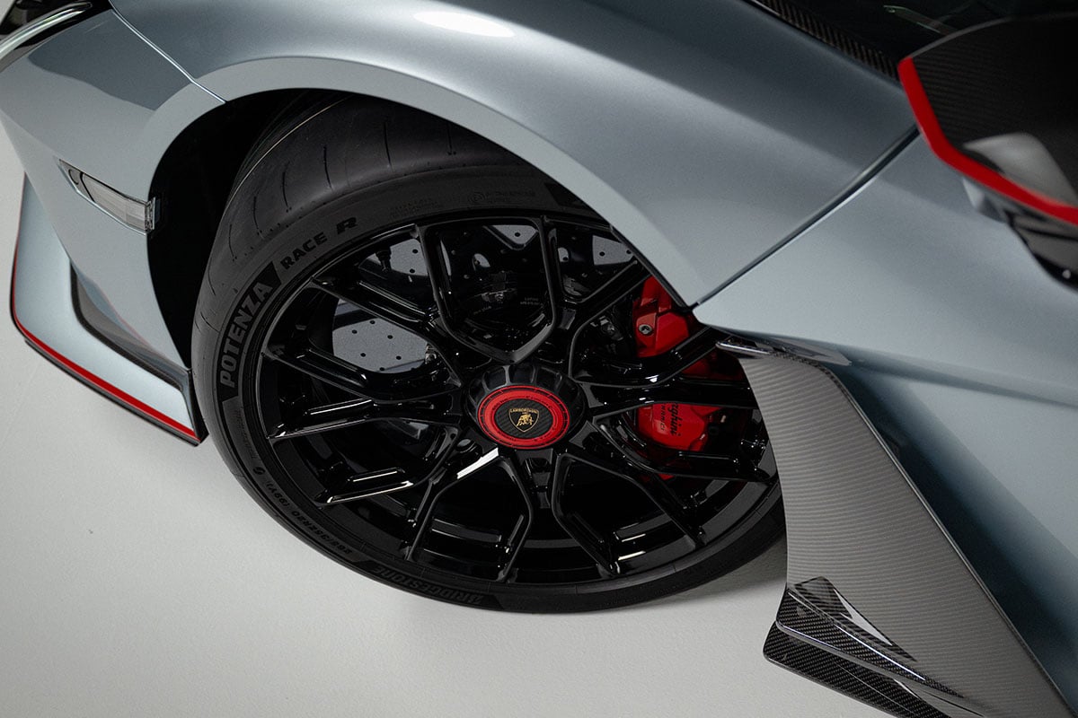 ランボルギーニ「レヴエルト SV」