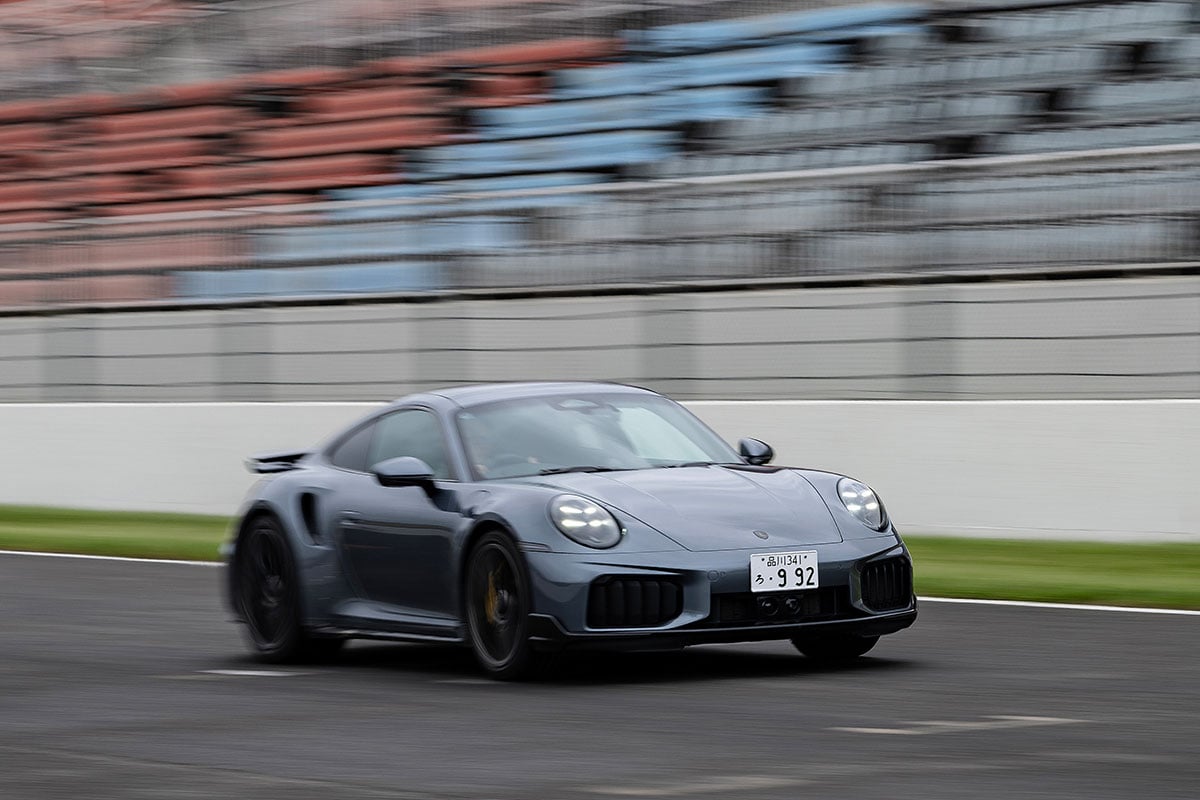 ポルシェ新型「911ターボS」