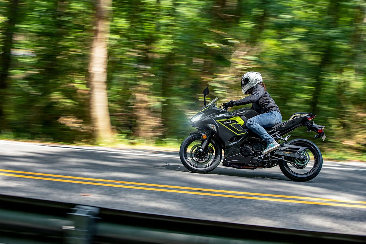 カワサキ「Ninja 400」