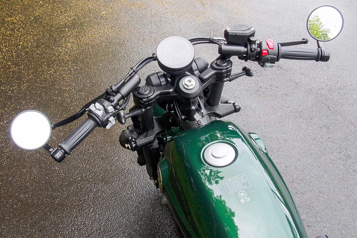 ベンダ「ナポレオンボブ250」