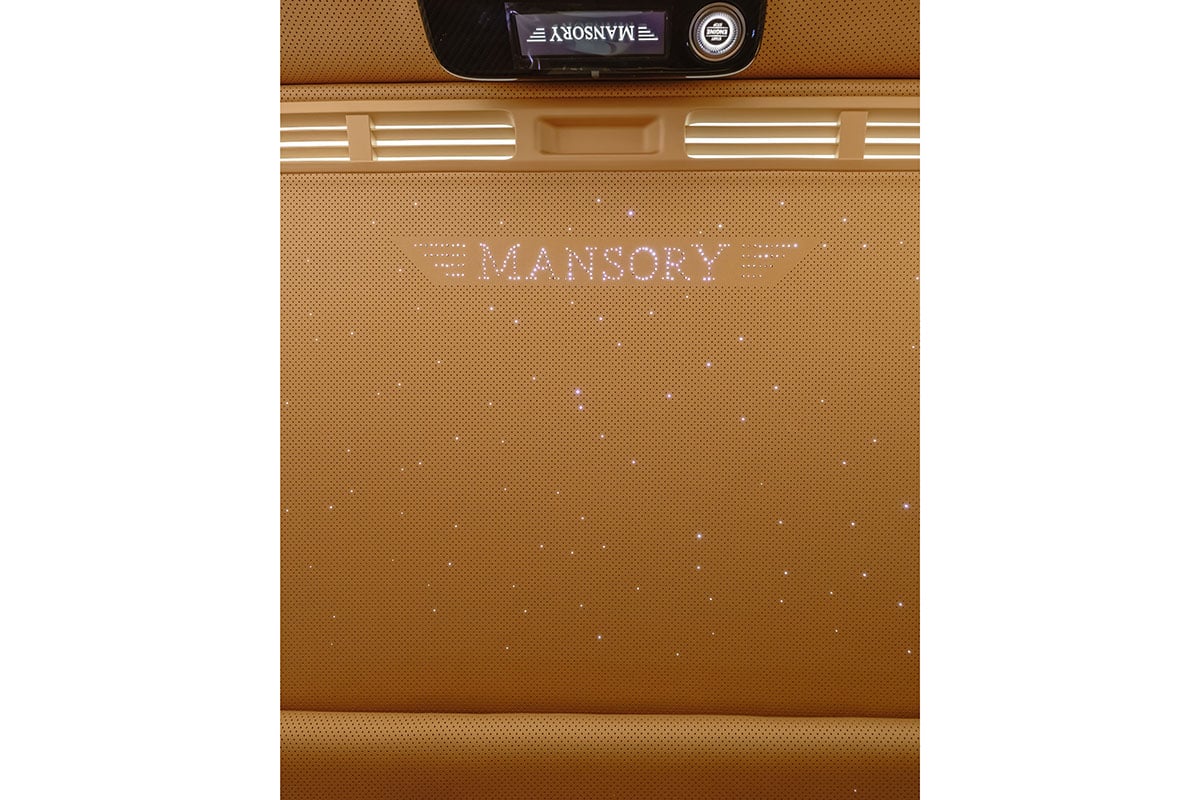 マンソリー「P720」（C）Facebook『MANSORY