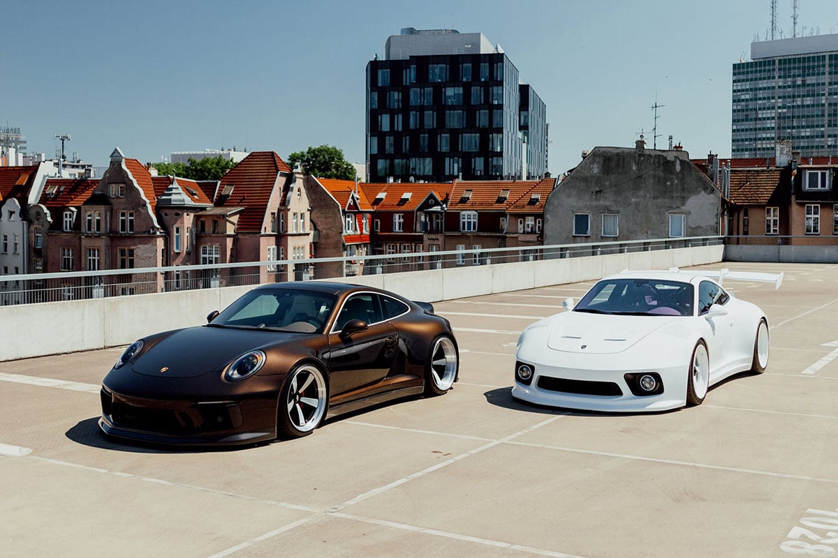 インデセント社は、1980年代の「911」を思わせるスラントノーズ仕様も手がけている（C）Facebook『Indecent』