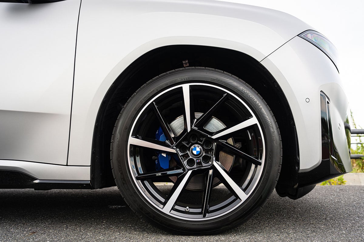 BMW新型「iX3 50 xDrive Mスポーツ」
